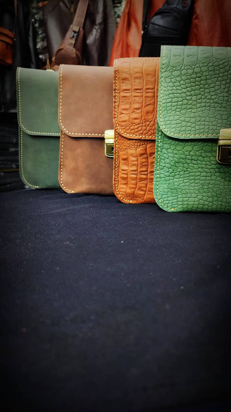 Leather Handbags|Leather Pouch|Leather Wallets 0