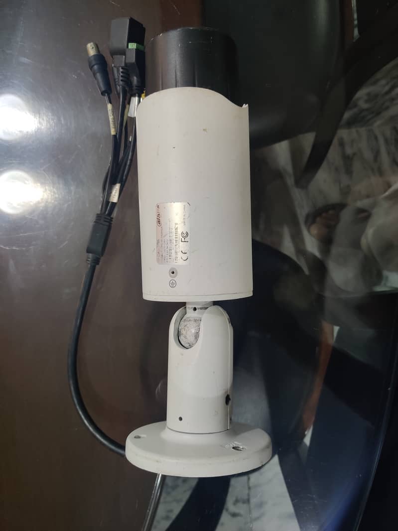 Dauha 2 MP Auto Zoom IP Camera 2