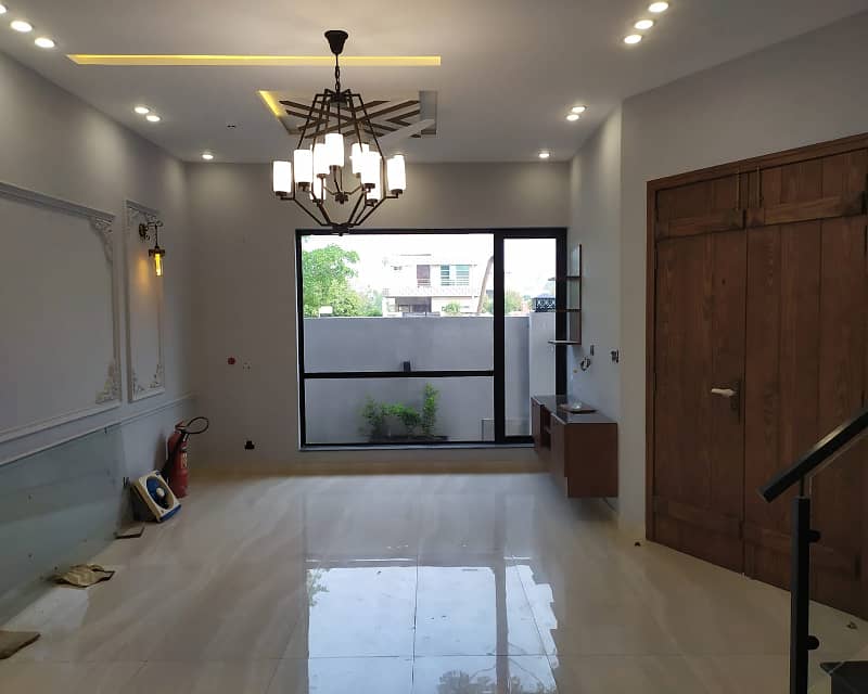 5 Marla Luxury House Available For sale In DHA Phase 9 Town Lahore 5