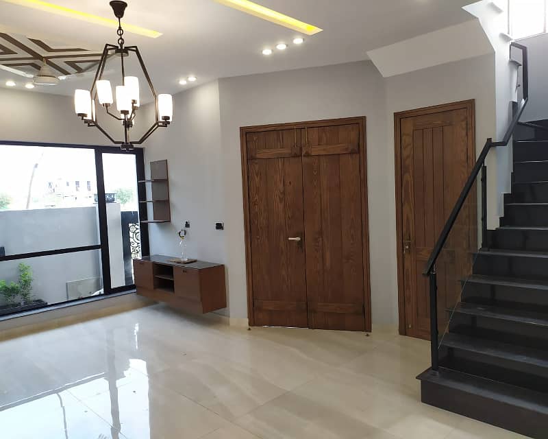 5 Marla Luxury House Available For sale In DHA Phase 9 Town Lahore 7