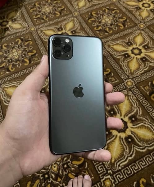 IPHONE 11 pro max 1