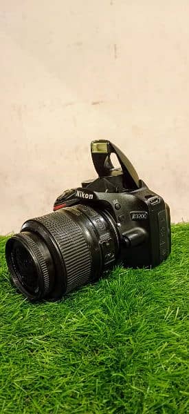 nikon D3200 18.55 lans batry chargr watsap nambr 03004513422 0