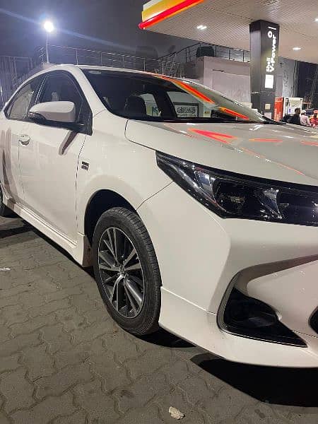 Toyota Corolla Altis X 1.6 Autimatic 5