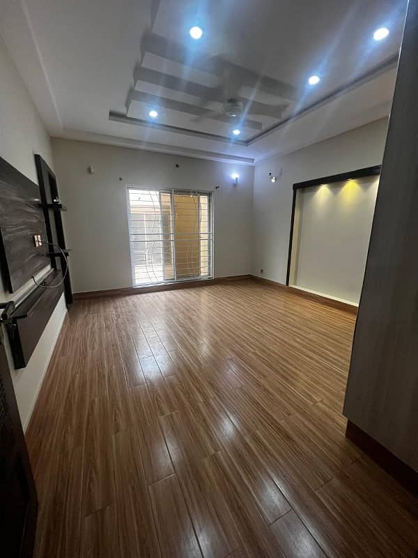 10 Marla upper portion for rent in a posh area 3