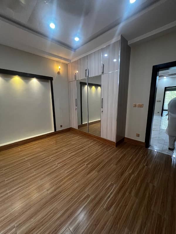 10 Marla upper portion for rent in a posh area 4