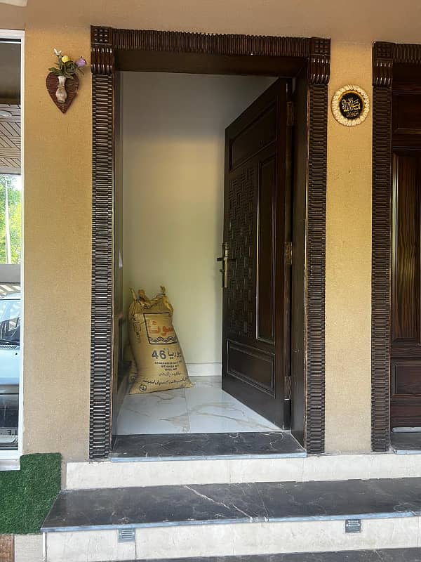 10 Marla upper portion for rent in a posh area 13