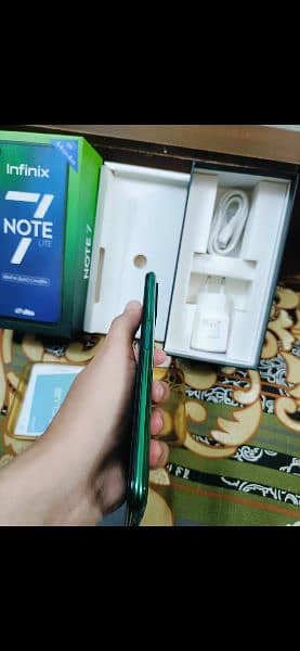 infinix note 7 lite ha saaf fone ha 4/64 full box ke sath 4