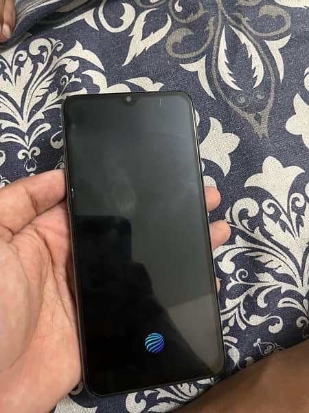 Vivo s1 8/256 0