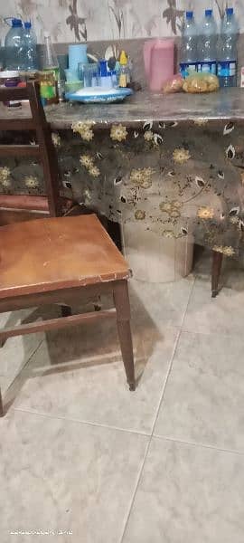 dining table with six chairs 4