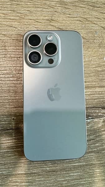 iphone 15 pro 128gb natural titanium FU (Factory unlocked] 0