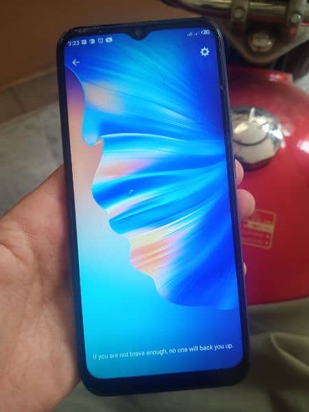 tecno spark 6go 4GB/64GB SCREEN CRACKED 0