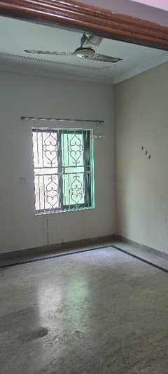 7 Marla Lower Portion For Rent In judicial colony 0