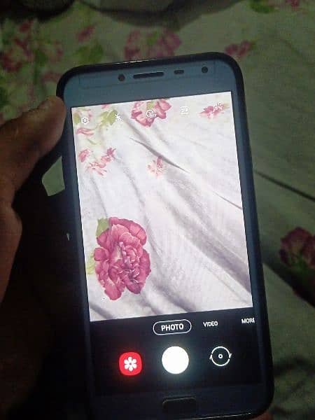 Samsung J4 2/16 in Very Good Condition 1