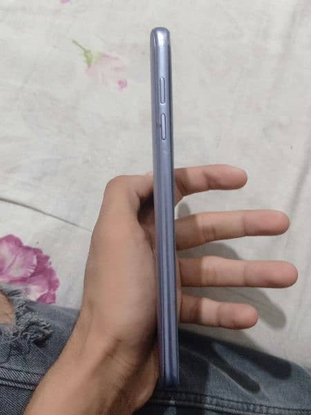 Samsung J4 2/16 in Very Good Condition 8