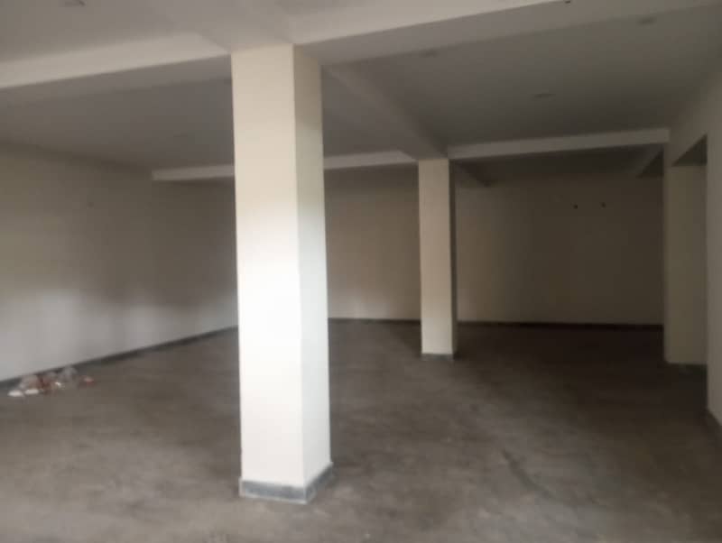 15-Marla Full besmant For Rent In Pia Main Road 5