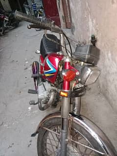 rider job ke liyay 70cc Leni hai (125cc Honda simple hai ) deluxe nai