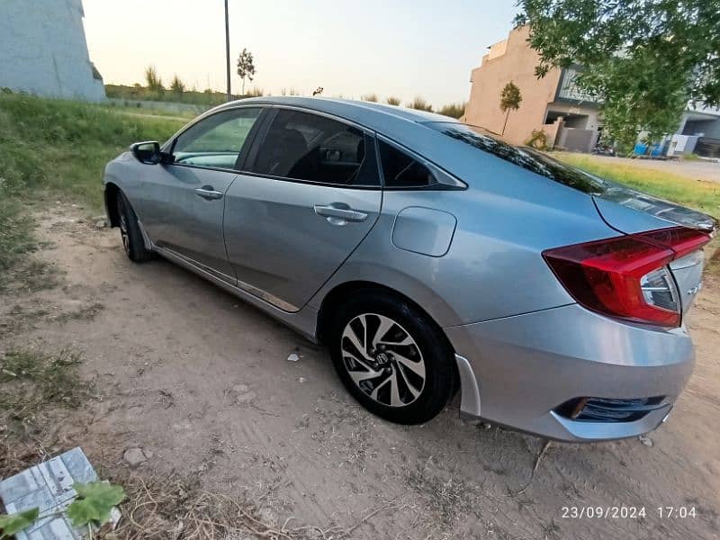 Honda Civic Oriel 1.8 i-VTEC CVT UG 4