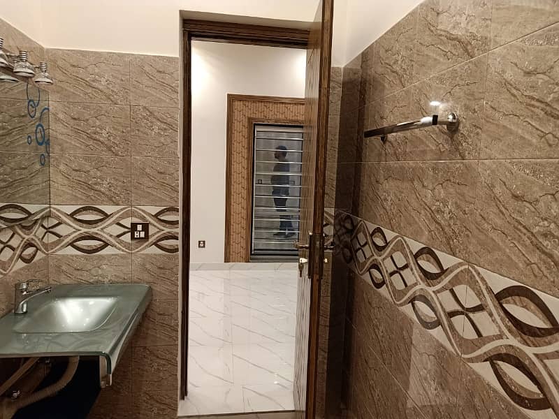 5 Marla Brand New Modern Elevation Luxury House Available For Rent In Bahria Town Lahore. 5