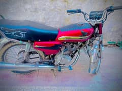 Honda 125for sale all ok rwp nmbr 03035419648