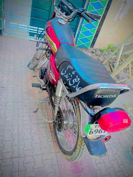 Honda 125for sale all ok rwp nmbr 03035419648 1