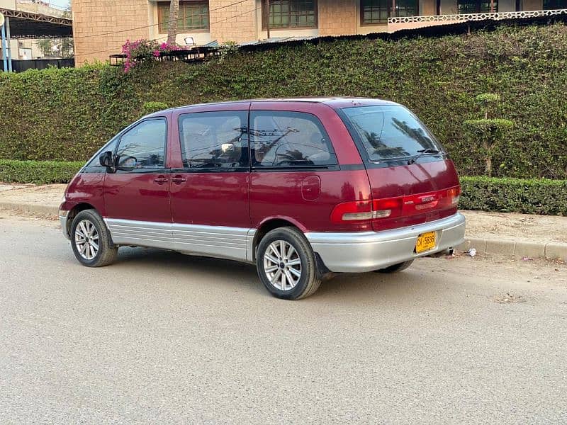 Toyota Estima 1993 6