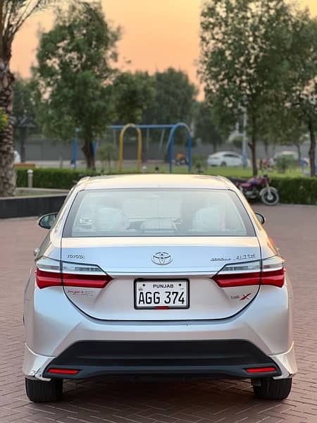 Toyota Corolla Altis 2021 4