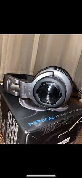 Denon HP1100 2