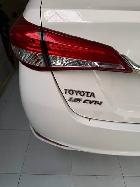 yaris Toyota 1.5L ATIV X CVT 8