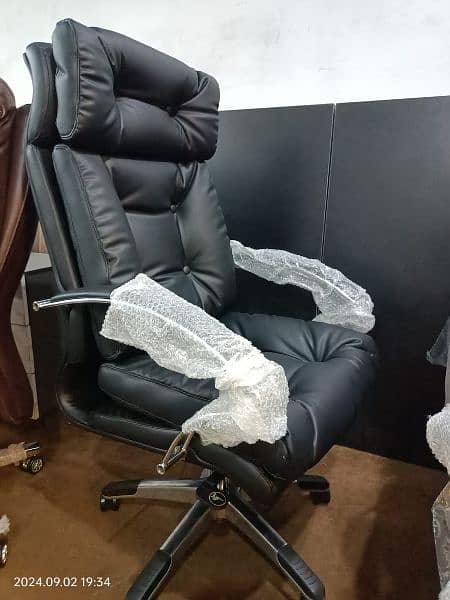 Office chair / Executive Chairs/Computer Chairs/Visitor Chairs 7