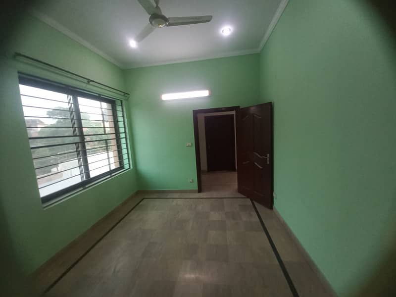 1 kanal per portion facing Park for rent available in NFC Phase 1 Housing Society Lahore 31