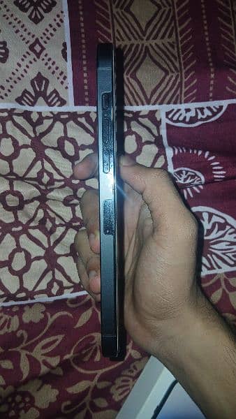 Iphone 14Pro max 
Condition 10/10
256GB non pata physical +esim 5