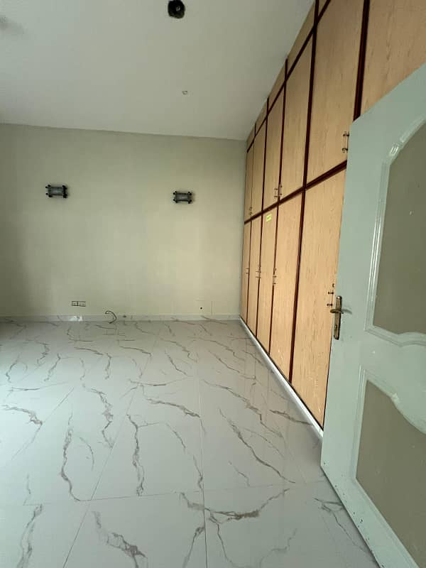 2 Kanal House For Commercial Use Available For Rent In Gulberg 11