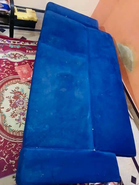 sofa combed blue color 4