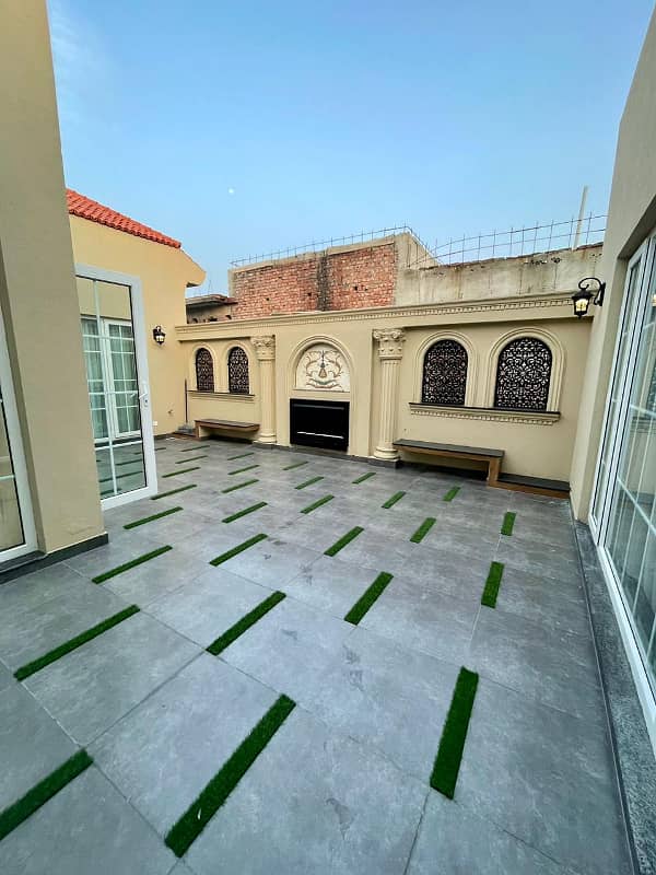 1-KANAL Semi Furnished HOUSE 4 SALE at DHA Phase 6 Lahore. 9