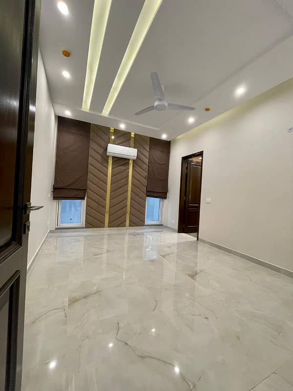 1-KANAL Semi Furnished HOUSE 4 SALE at DHA Phase 6 Lahore. 18