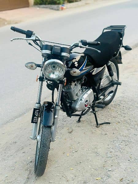 Suzuki 150 Gs 2023 Model 1