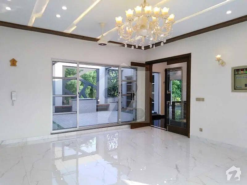 1 Kanal Brand New Corner Luxury Upper Portion Available For Rent In Bahria Town Lahore. 2