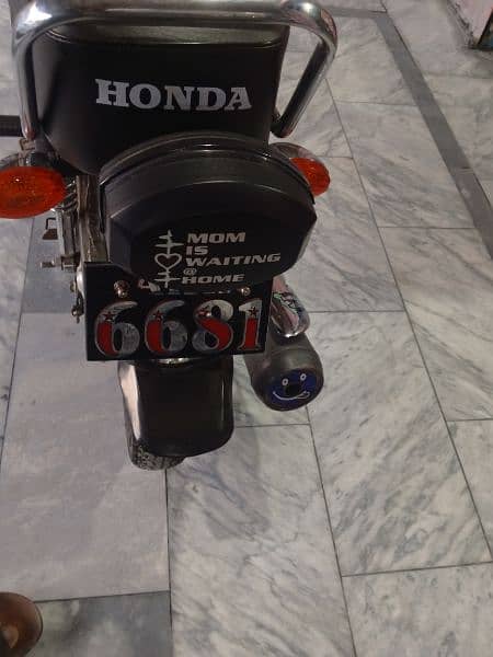 Honda bike 2018 model attock number 7