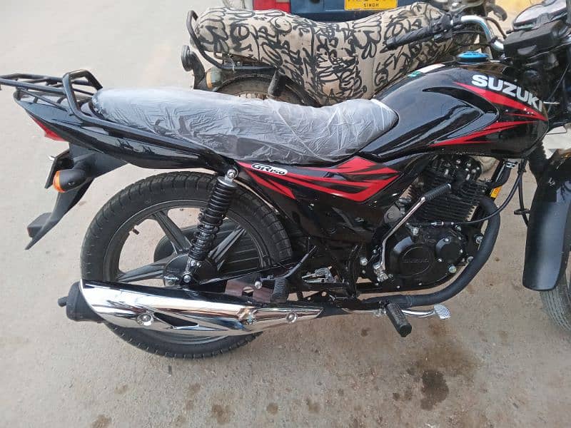 Suzuki gr 150 brand new bike only 98 km use 2