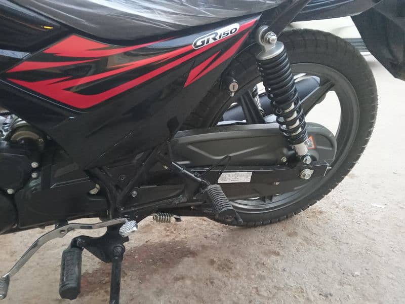 Suzuki gr 150 brand new bike only 98 km use 12