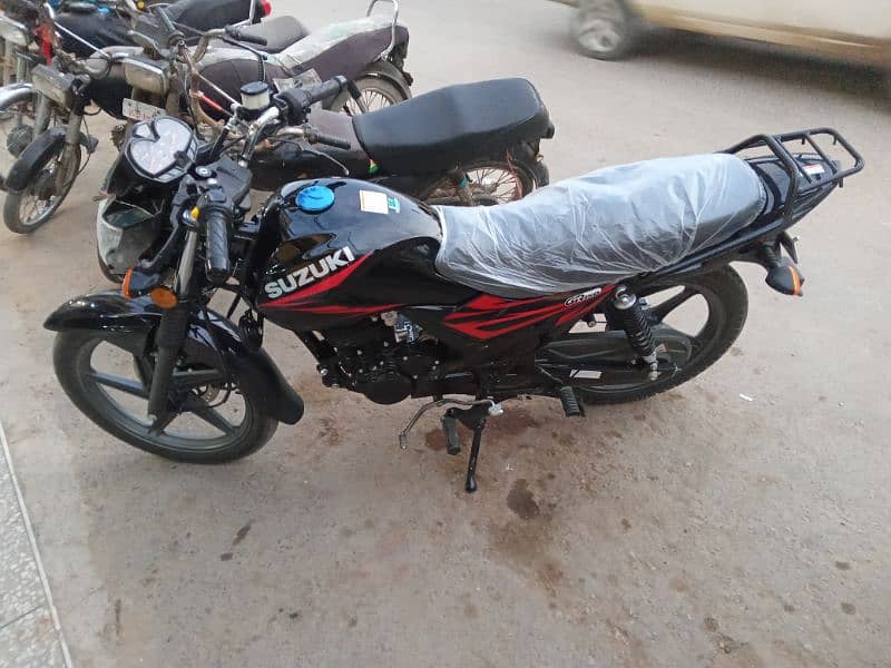 Suzuki gr 150 brand new bike only 98 km use 14