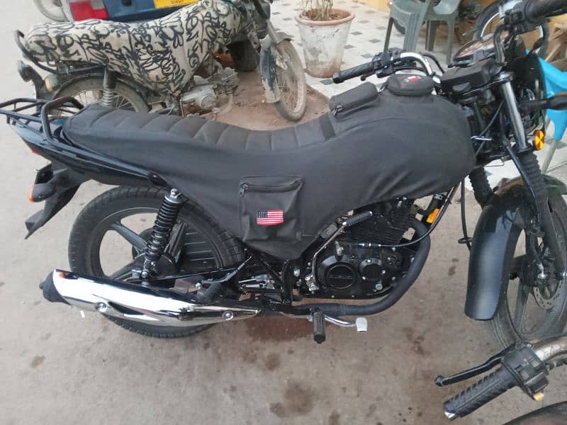 Suzuki gr 150 brand new bike only 98 km use 16