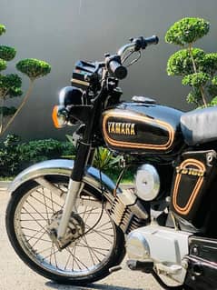 Yamaha YB100