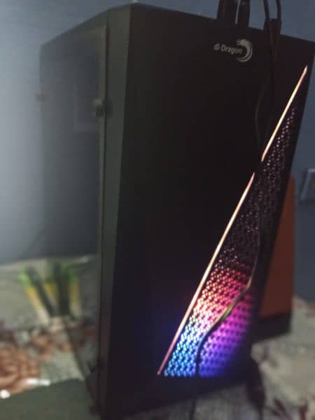 Gaming PC only 1 month use 3