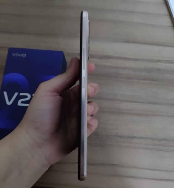 Vivo v23e 8+4 256gb dual sim new condition 3