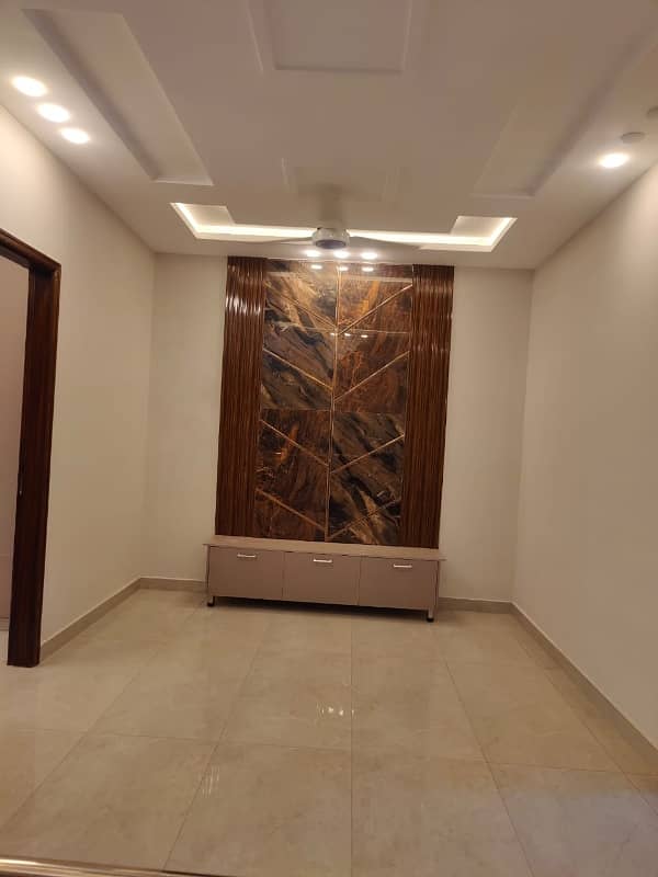 5 marla vip brand new luxery modern style double storey house available for sale in johertown lahore with original pics by fast property services lahore 12