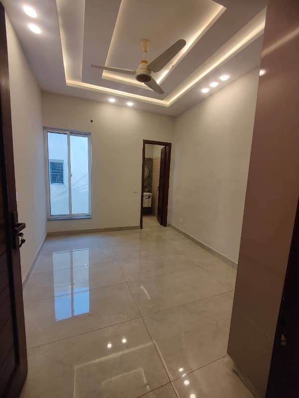 5 marla vip brand new luxery modern style double storey house available for sale in johertown lahore with original pics by fast property services lahore 18