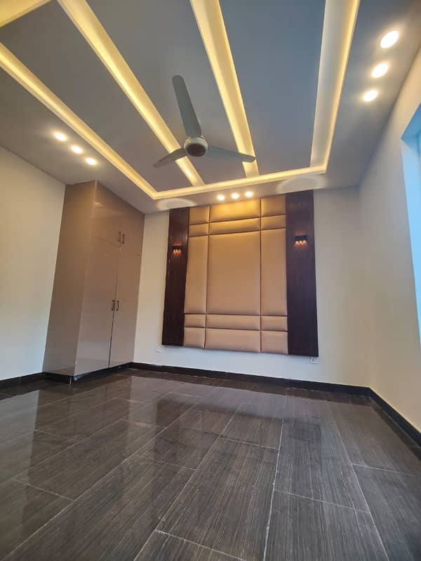 5 marla vip brand new luxery modern style double storey house available for sale in johertown lahore with original pics by fast property services lahore 26