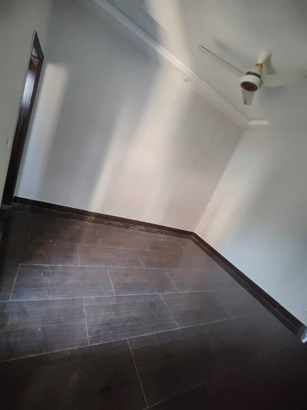 5 marla vip brand new luxery modern style double storey house available for sale in johertown lahore with original pics by fast property services lahore 30