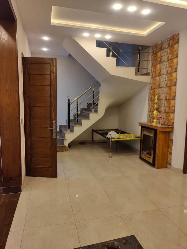 5 marla vip brand new luxery modern style double storey house available for sale in johertown lahore with original pics by fast property services lahore 39